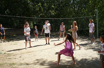 Field-volley-cle-des-Champs