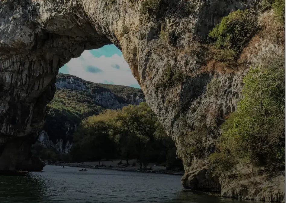 s-cle-des-champs-vallon-pont-arc