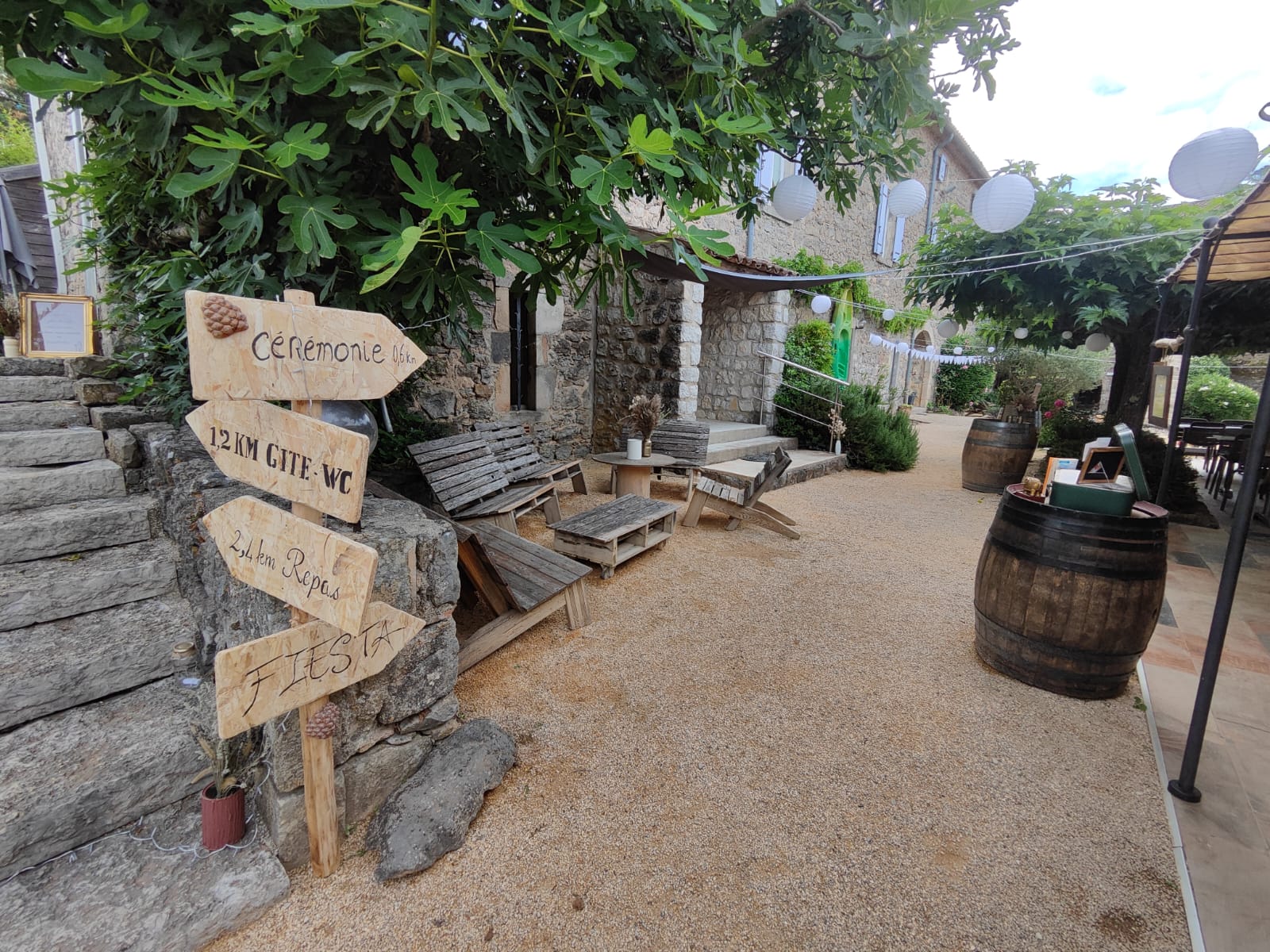 Mariage champêtre à la Clé des Champs en Ardèche